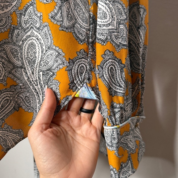 Robert Graham Silk Blend Paisley Button Down Shirt Mustard Black White Size L - Picture 4 of 9